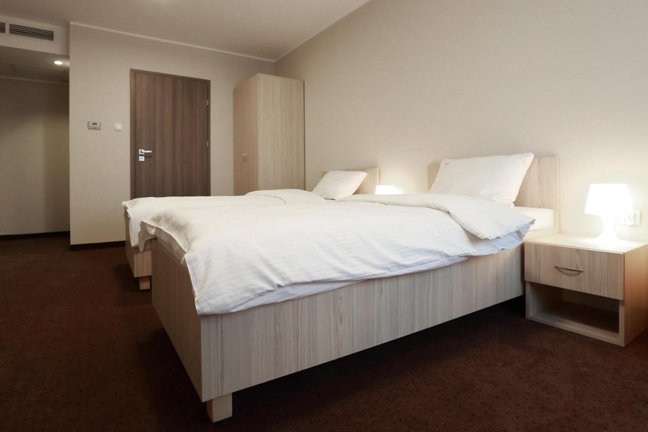 Hotel Porto Radomsko Pokoj fotografie