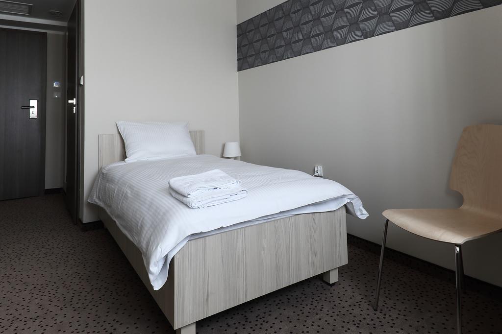 Hotel Porto Radomsko Pokoj fotografie