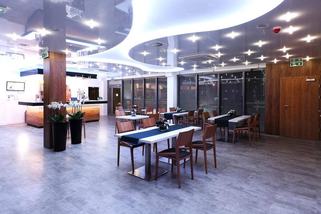 Hotel Porto Radomsko Exteriér fotografie